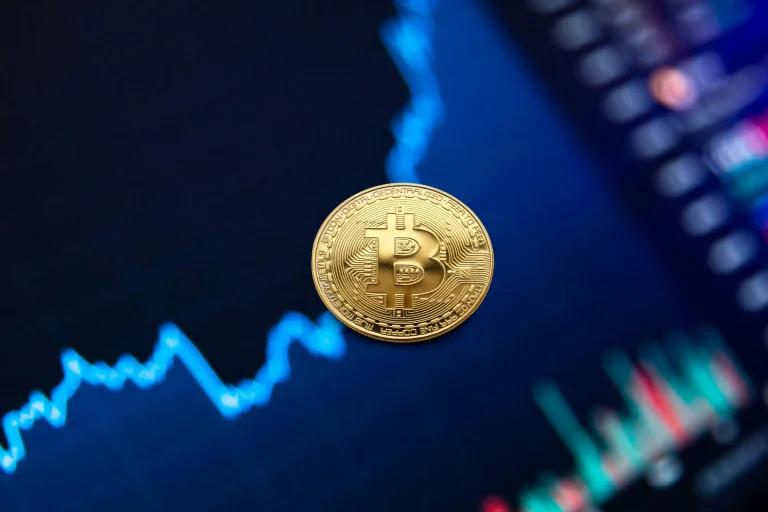 比特币持有者拒绝恐慌，暴跌后价格趋于稳定