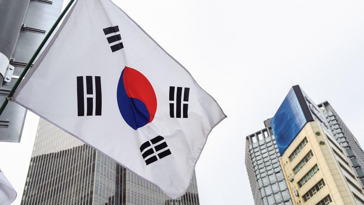 据报道，韩国加密货币公司Coinone正出售主要股东股份，并与海外加密货币交易所洽谈合作事宜。